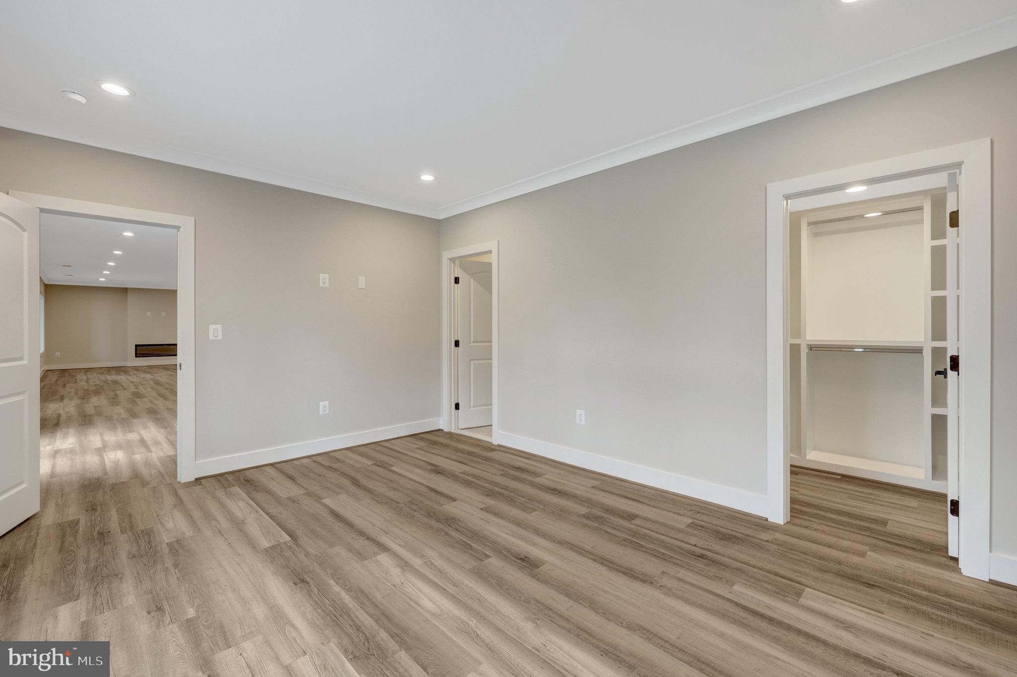 7916 Lewinsville Road McLean, VA 22102 - Photo 82 of 100 Basement bedroom with full bathroom