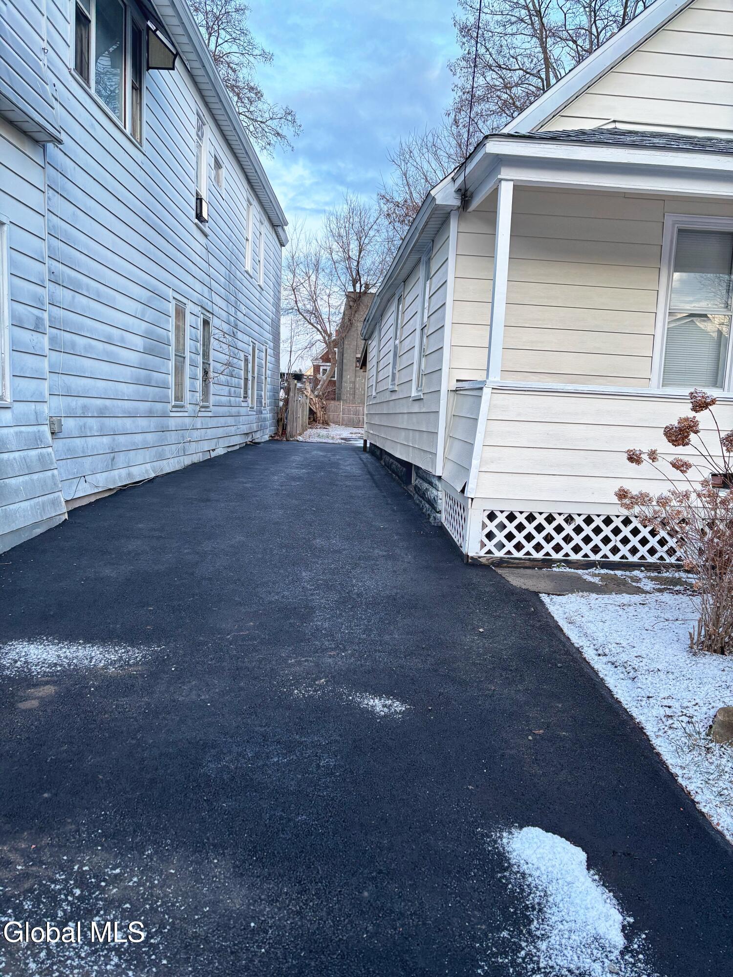 1133 Cutler Street Schenectady, NY 12303 - Photo 17 of 17 IMG_2795