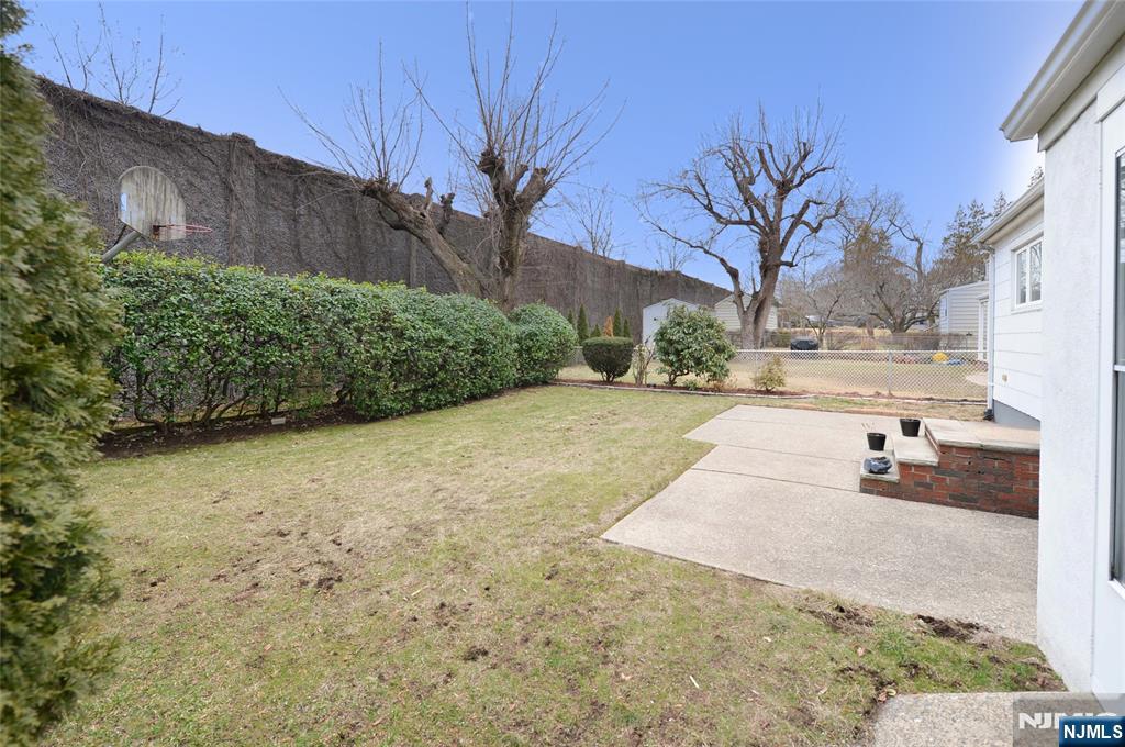 44 Jasper Avenue Teaneck, NJ 07666 - Photo 22 of 23