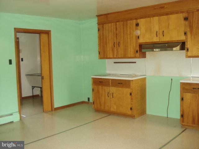 17949 College Road Hagerstown, MD 21740 - Photo 18 of 29 Kitchen