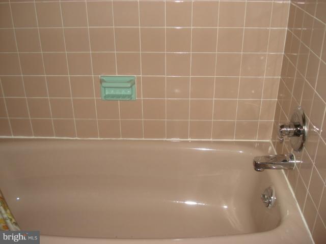 17949 College Road Hagerstown, MD 21740 - Photo 23 of 29 Bath (Master)