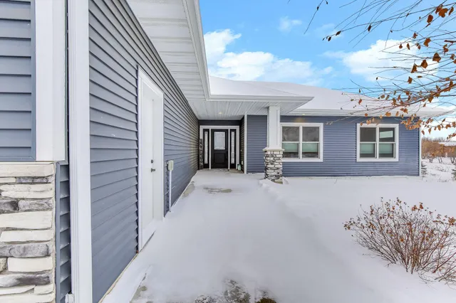 $649,500 | 21863 173rd Street Northwest, Big Lake, MN 55309