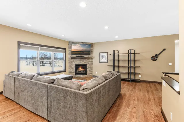 $649,500 | 21863 173rd Street Northwest, Big Lake, MN 55309