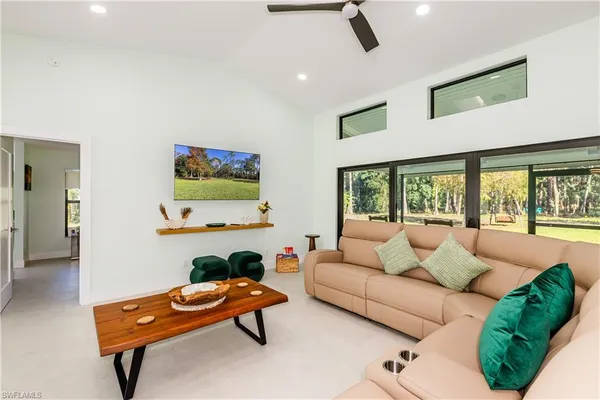 $8,500 | 3511 17th Avenue Southwest, Naples, FL 34117