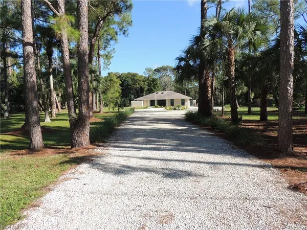 $8,500 | 3511 17th Avenue Southwest, Naples, FL 34117