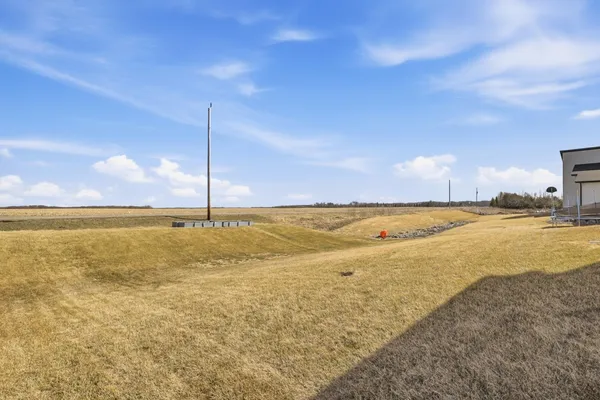 $610,000 | 9934 14th Circle Northeast, St. Michael, MN 55376