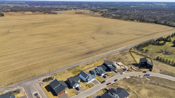 $610,000 | 9934 14th Circle Northeast, St. Michael, MN 55376