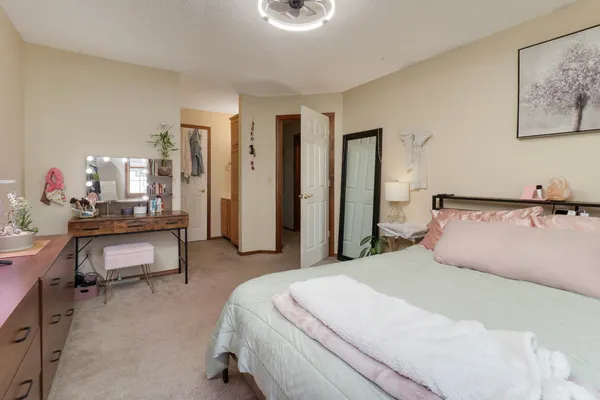 $139,900 | 903 North Linden Street, Unit 207, Normal, IL 61761