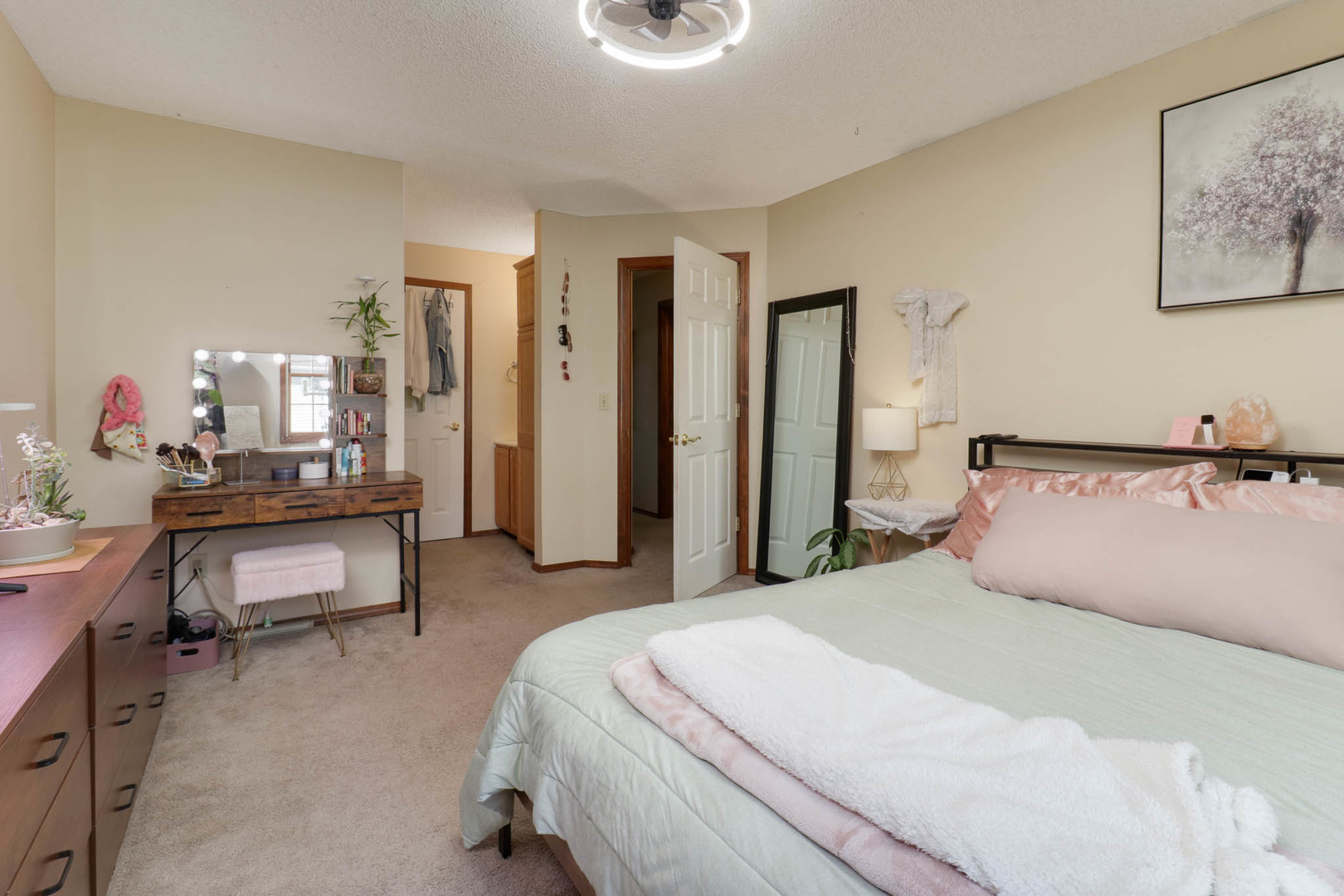 903 North Linden Street, Unit 207 Normal, IL 61761 - Photo 17 of 34