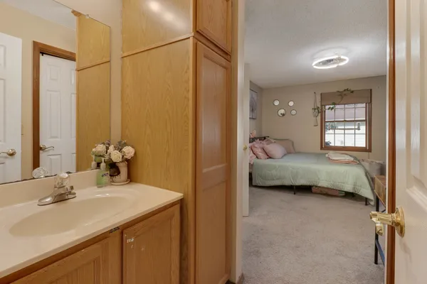 $139,900 | 903 North Linden Street, Unit 207, Normal, IL 61761