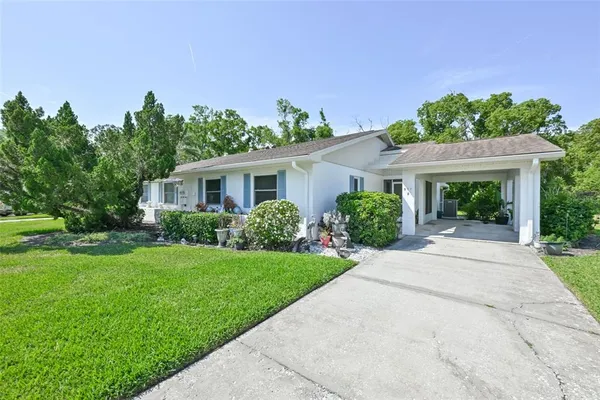 $175,900 | 511 Finsbury Circle, Unit B, Sun City Center, FL 33573