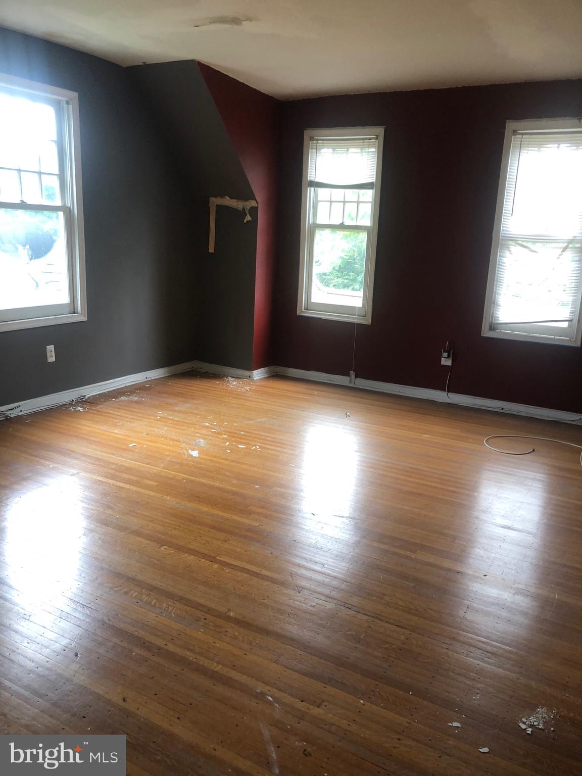 904 Riverside Avenue Trenton, NJ 08618 - Photo 16 of 19 Gallery Image 16