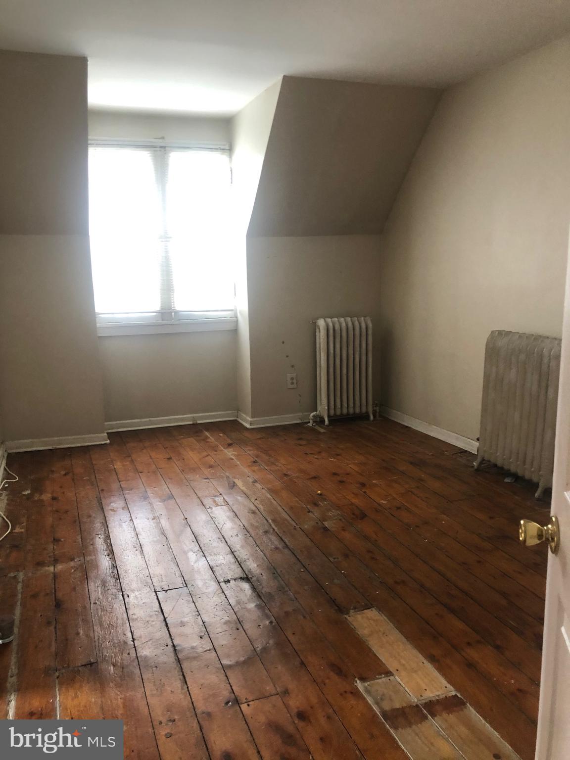 904 Riverside Avenue Trenton, NJ 08618 - Photo 17 of 19 Gallery Image 17