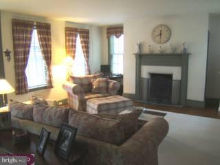 1290 Old York Road Warminster, PA 18974 - Photo 5 of 6 Gallery Image 5