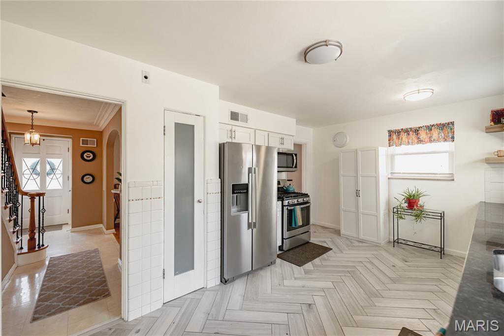 7328 Ravinia Drive Pasadena Hills, MO 63121 - Photo 22 of 63