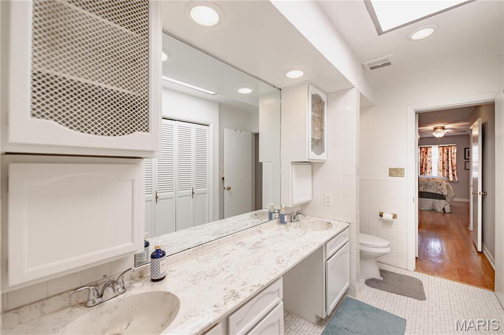 7328 Ravinia Drive Pasadena Hills, MO 63121 - Photo 33 of 63