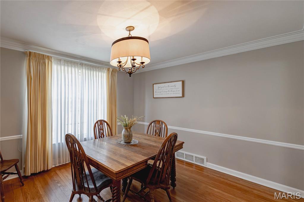 7328 Ravinia Drive Pasadena Hills, MO 63121 - Photo 4 of 63