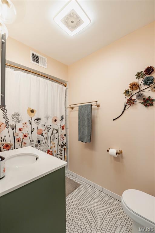 7328 Ravinia Drive Pasadena Hills, MO 63121 - Photo 43 of 63