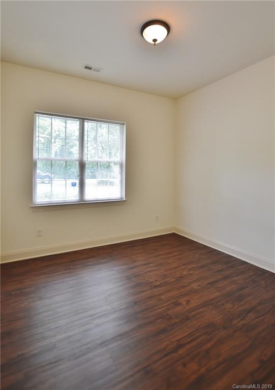 3710 Lake Road Charlotte, NC 28269 - Photo 12 of 16