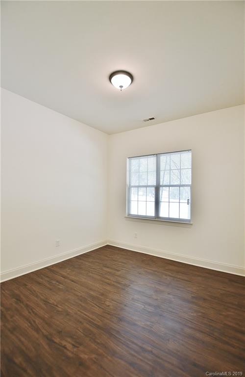 3710 Lake Road Charlotte, NC 28269 - Photo 14 of 16