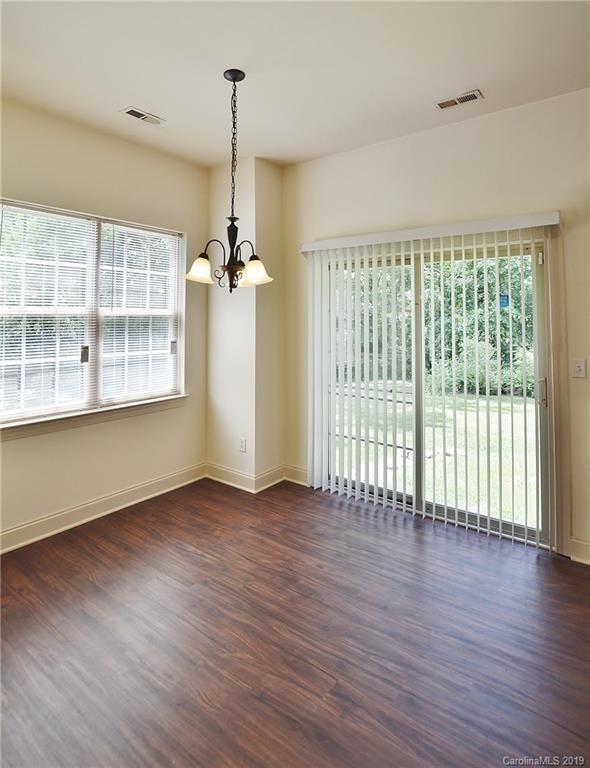 3710 Lake Road Charlotte, NC 28269 - Photo 4 of 16