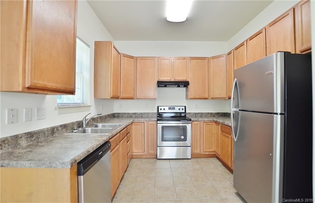 3710 Lake Road Charlotte, NC 28269 - Photo 6 of 16