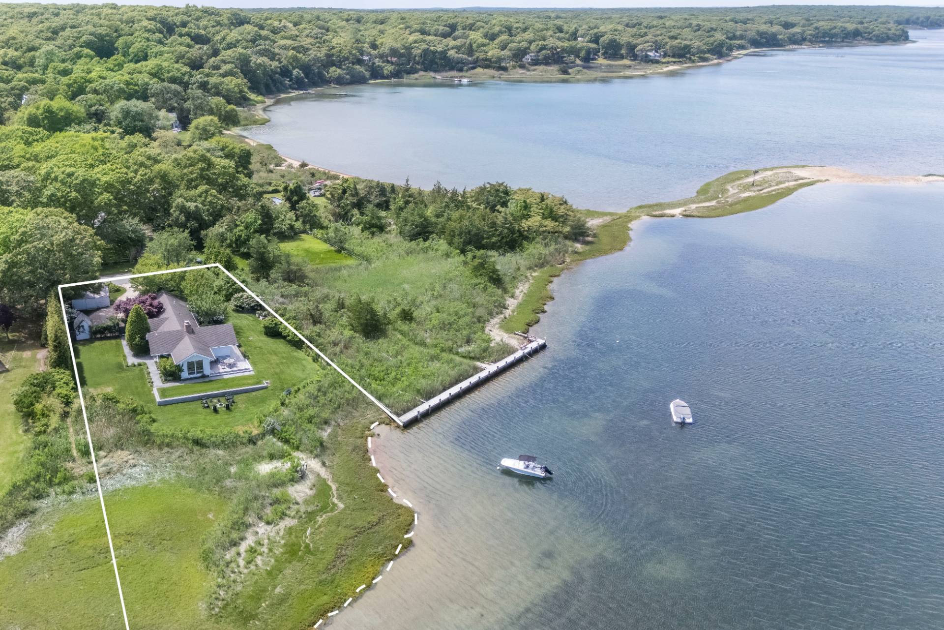 18 Island Road East Hampton, NY 11937 - Photo 1 of 31