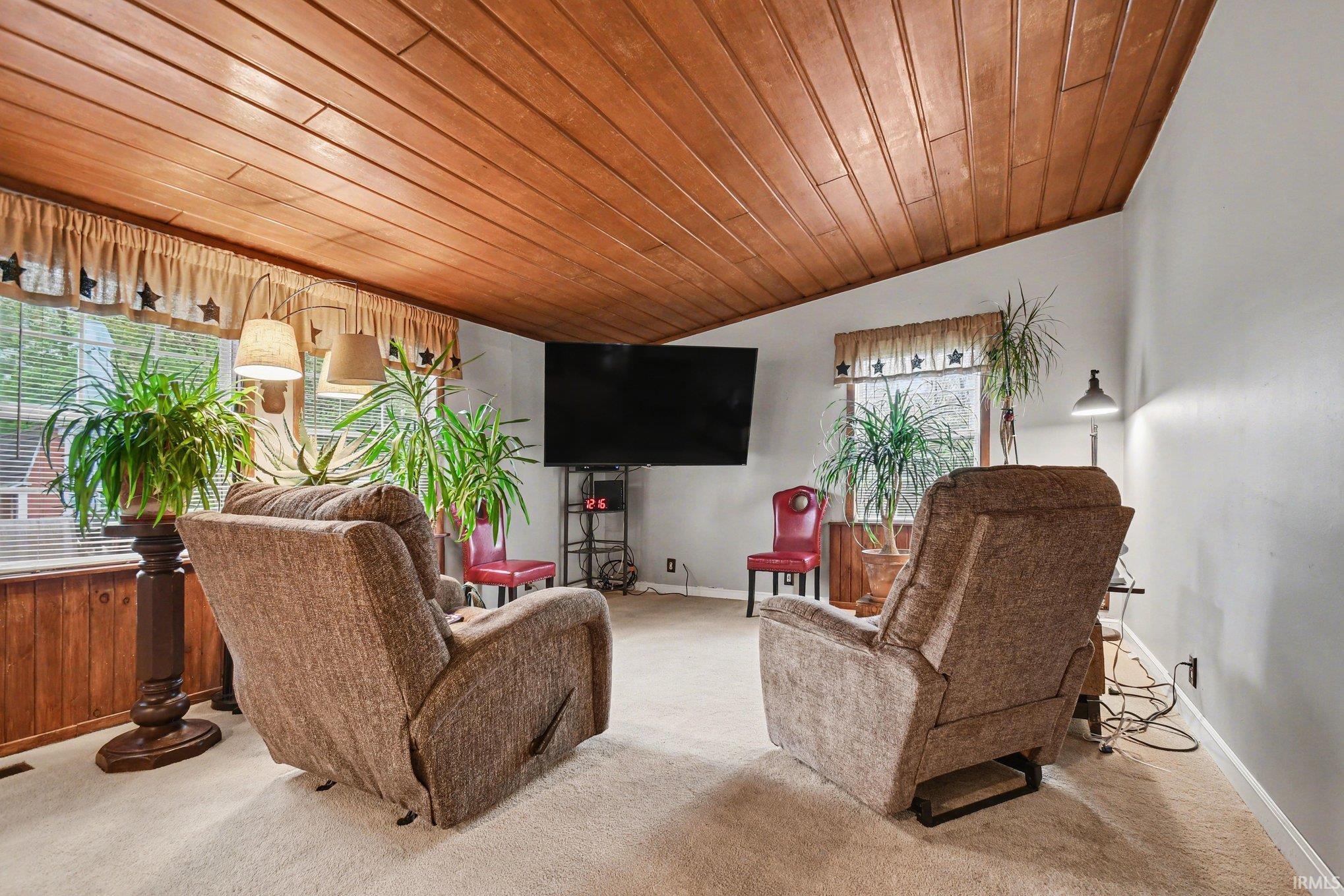 1730 Ridgedale Road South Bend, IN 46614 - Photo 4 of 26