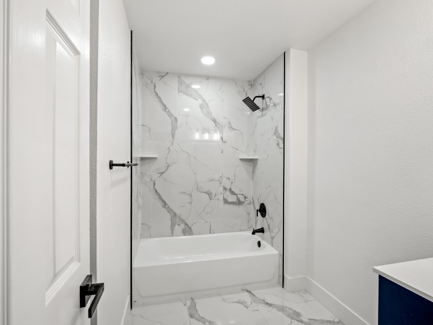 568 East San Ramon Avenue Fresno, CA 93710 - Photo 18 of 27