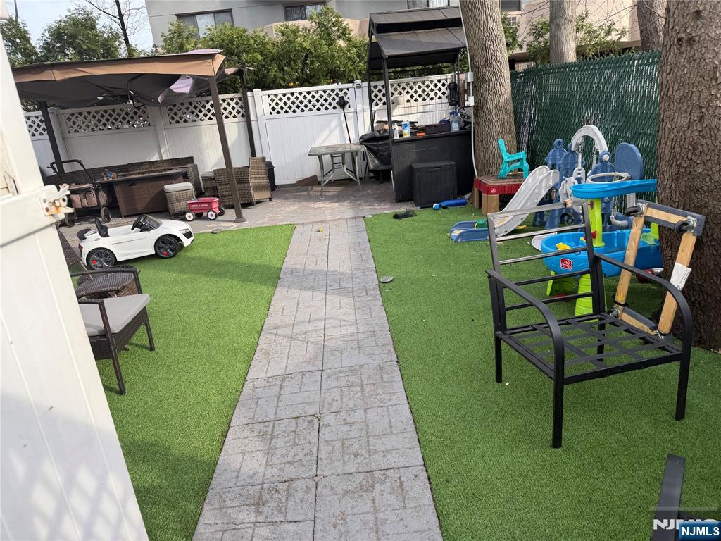 146 Linden Street Hackensack, NJ 07601 - Photo 2 of 8