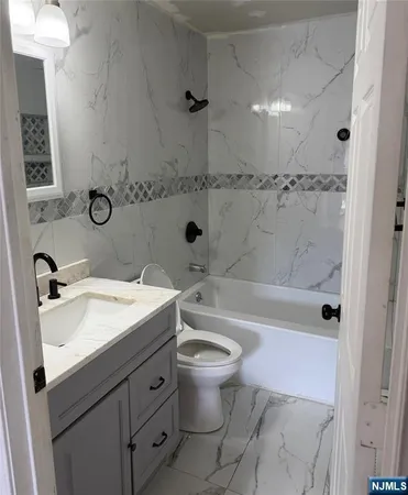 $2,500 | 146 Linden Street, Hackensack, NJ 07601