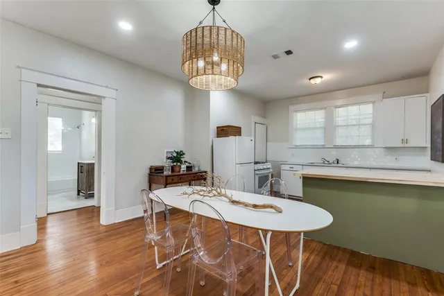 $1,950 | 517 South Vernon Avenue, Dallas, TX 75208