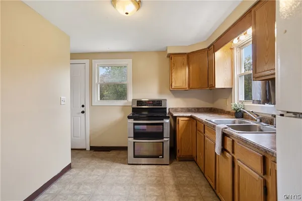 $199,999 | 205 Crehange Street, Unit 7, Syracuse, NY 13205