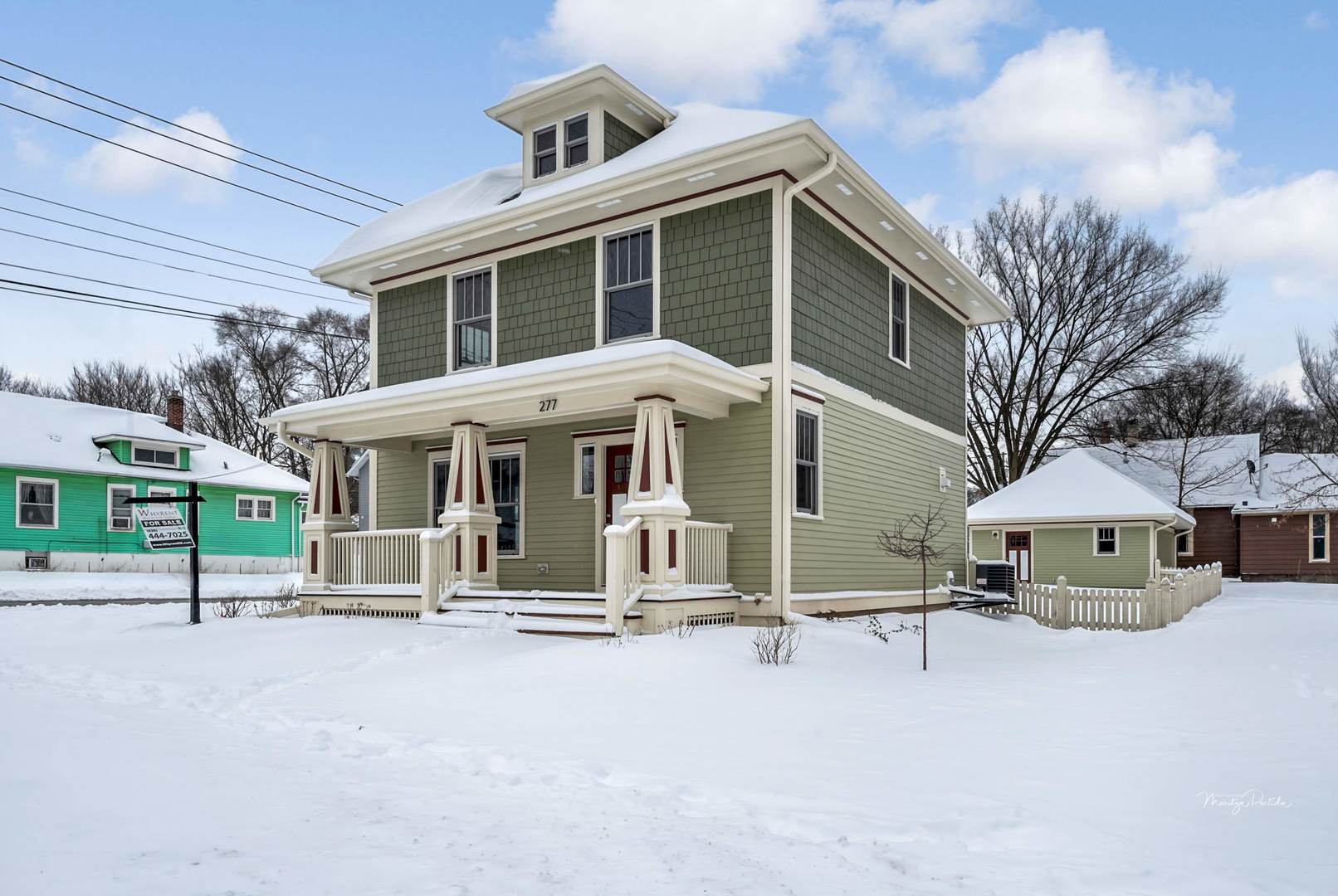 277 North Spring Street Elgin, IL 60120 - Photo 3 of 28