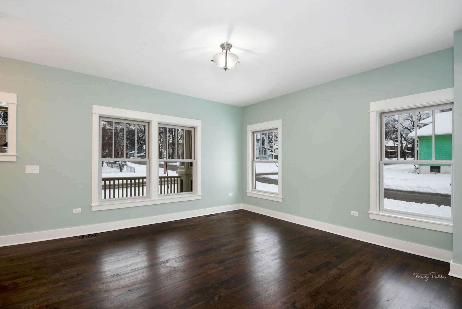 277 North Spring Street Elgin, IL 60120 - Photo 10 of 28