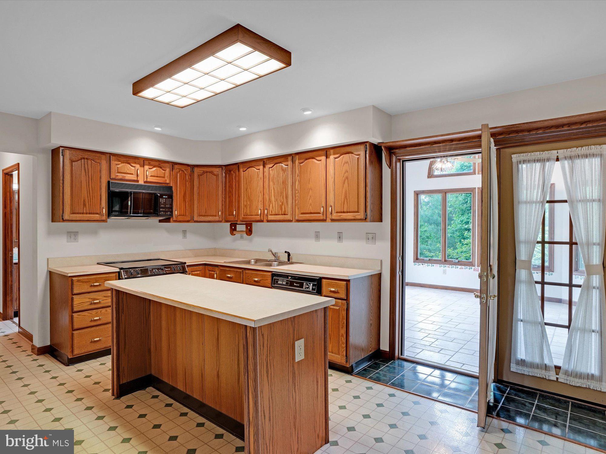 147 Frantz Road Pine Grove, PA 17963 - Photo 15 of 28 Kitchen