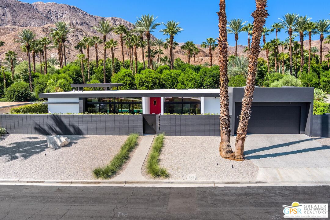 71561 Gardess Road Rancho Mirage, CA 92270 - Photo 2 of 33