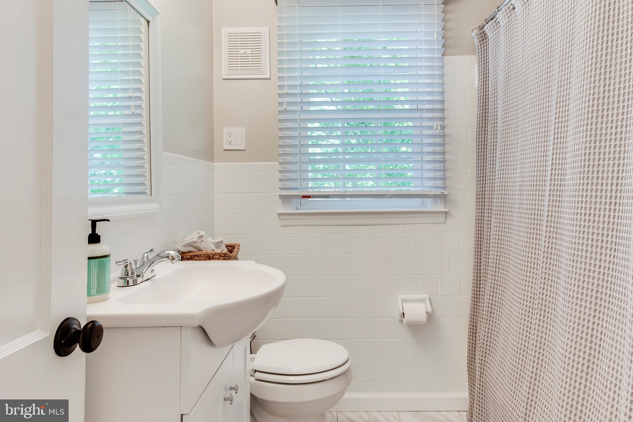 461 Broadwater Road Arnold, MD 21012 - Photo 23 of 46 Gallery Image 23