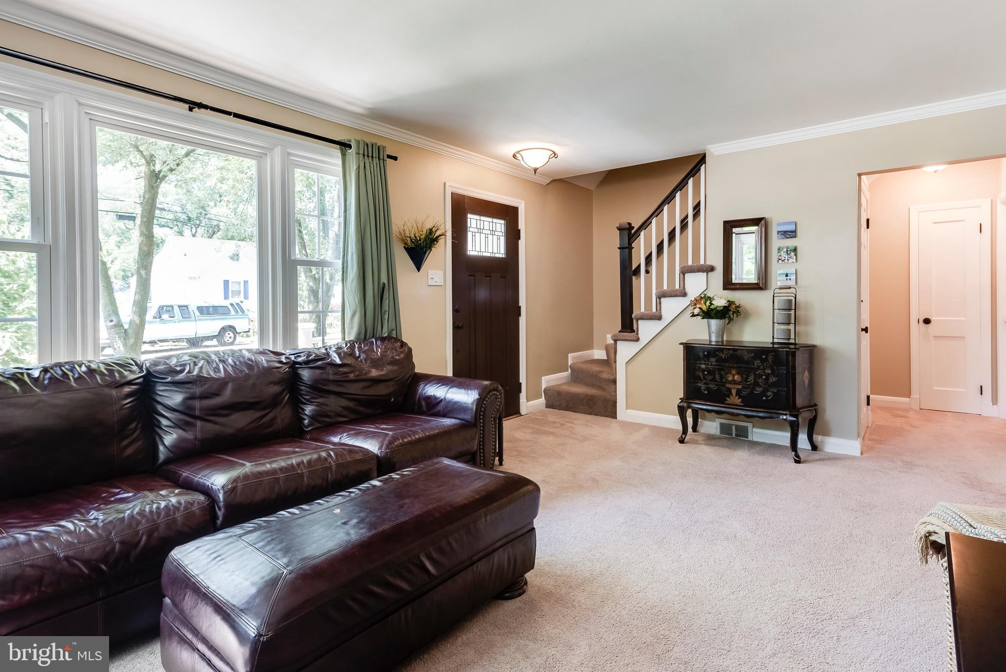 461 Broadwater Road Arnold, MD 21012 - Photo 6 of 46 Gallery Image 6