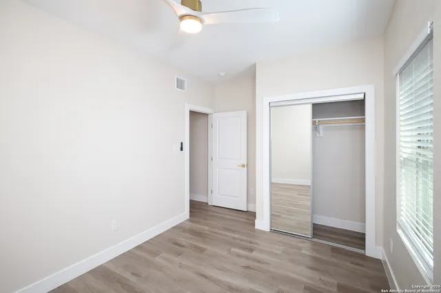 $1,749 | 1644 West Mistletoe Avenue, Unit 201, San Antonio, TX 78201