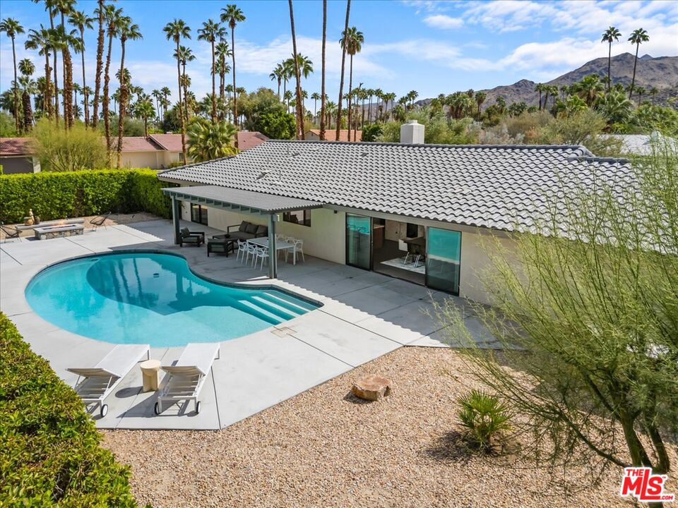 2994 Guadalupe Road Palm Springs, CA 92264 - Photo 30 of 33 an aerial view of a house having outdoor space