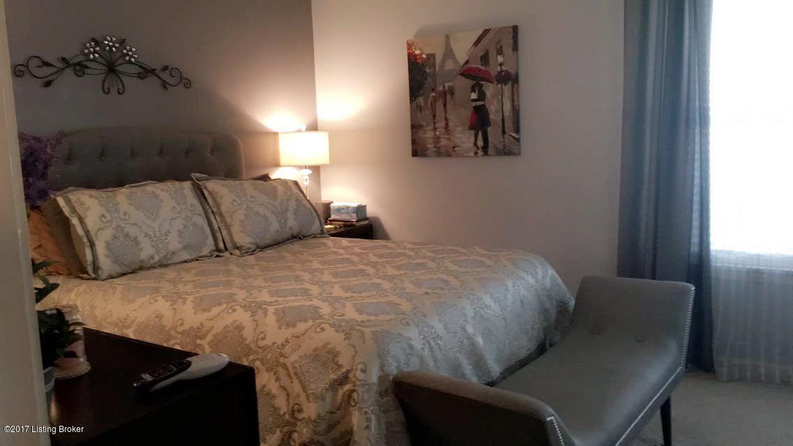 4320 Gaudet Road Louisville, KY 40299 - Photo 14 of 33 Master Bedroom