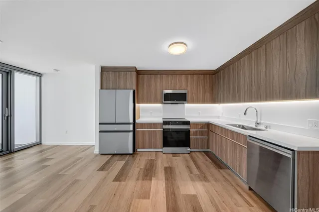 $3,100 | 1500 Rycroft Street, Unit 4203R, Honolulu, HI 96814