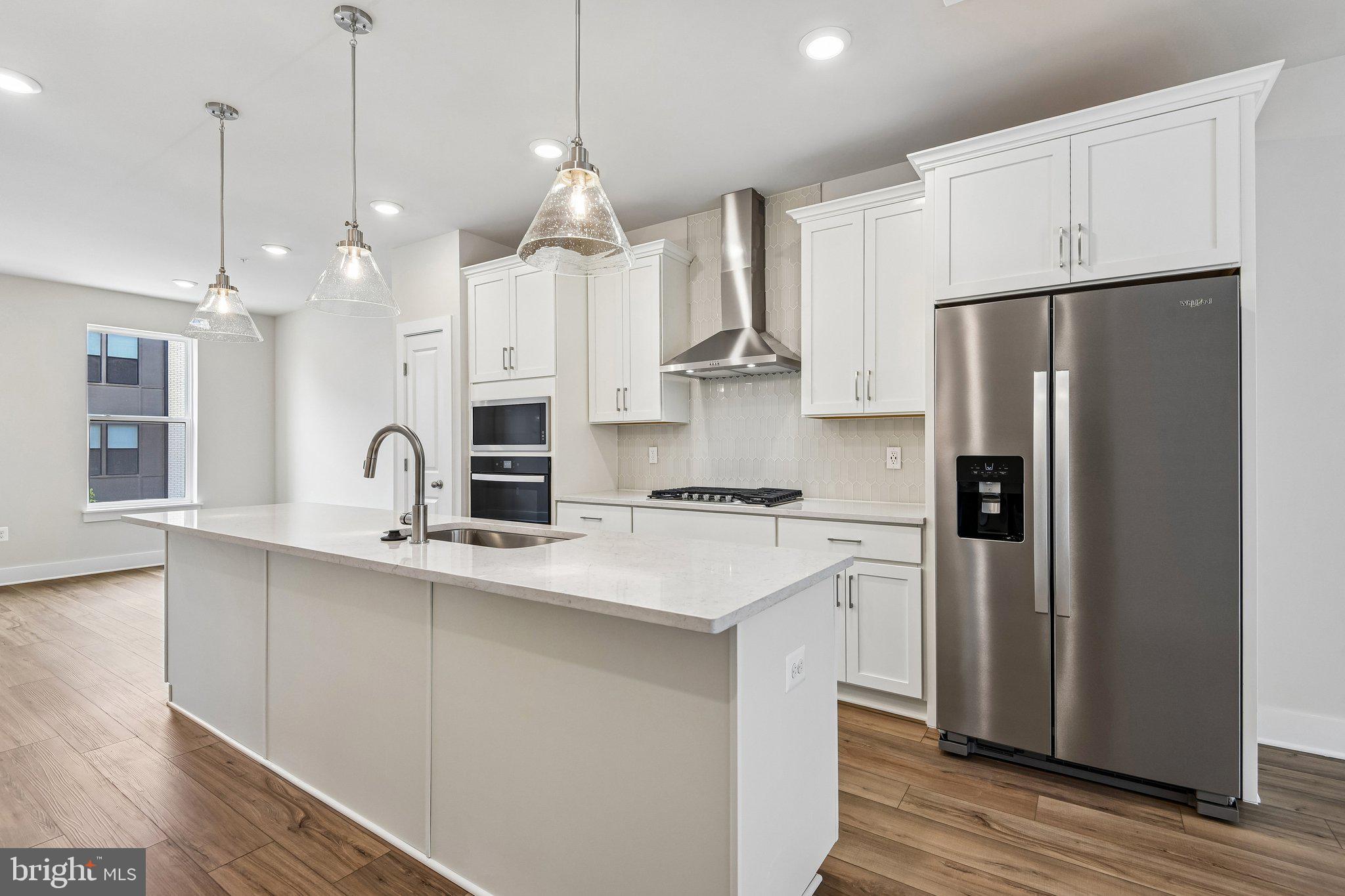 2729 Light Street Baltimore, MD 21230 - Photo 1 of 37