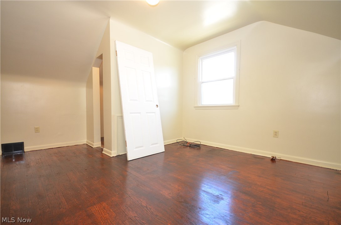686 Brittain Road Akron, OH 44305 - Photo 20 of 31 Gallery Image 20