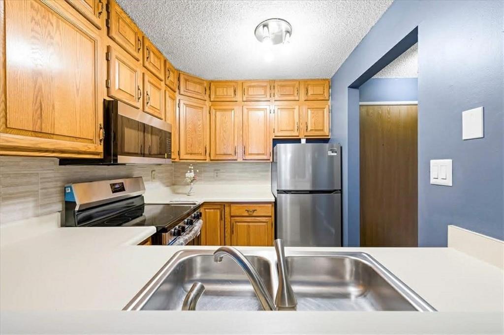 8135 Holmes Road, Unit 202 Kansas City, MO 64131 - Photo 8 of 16