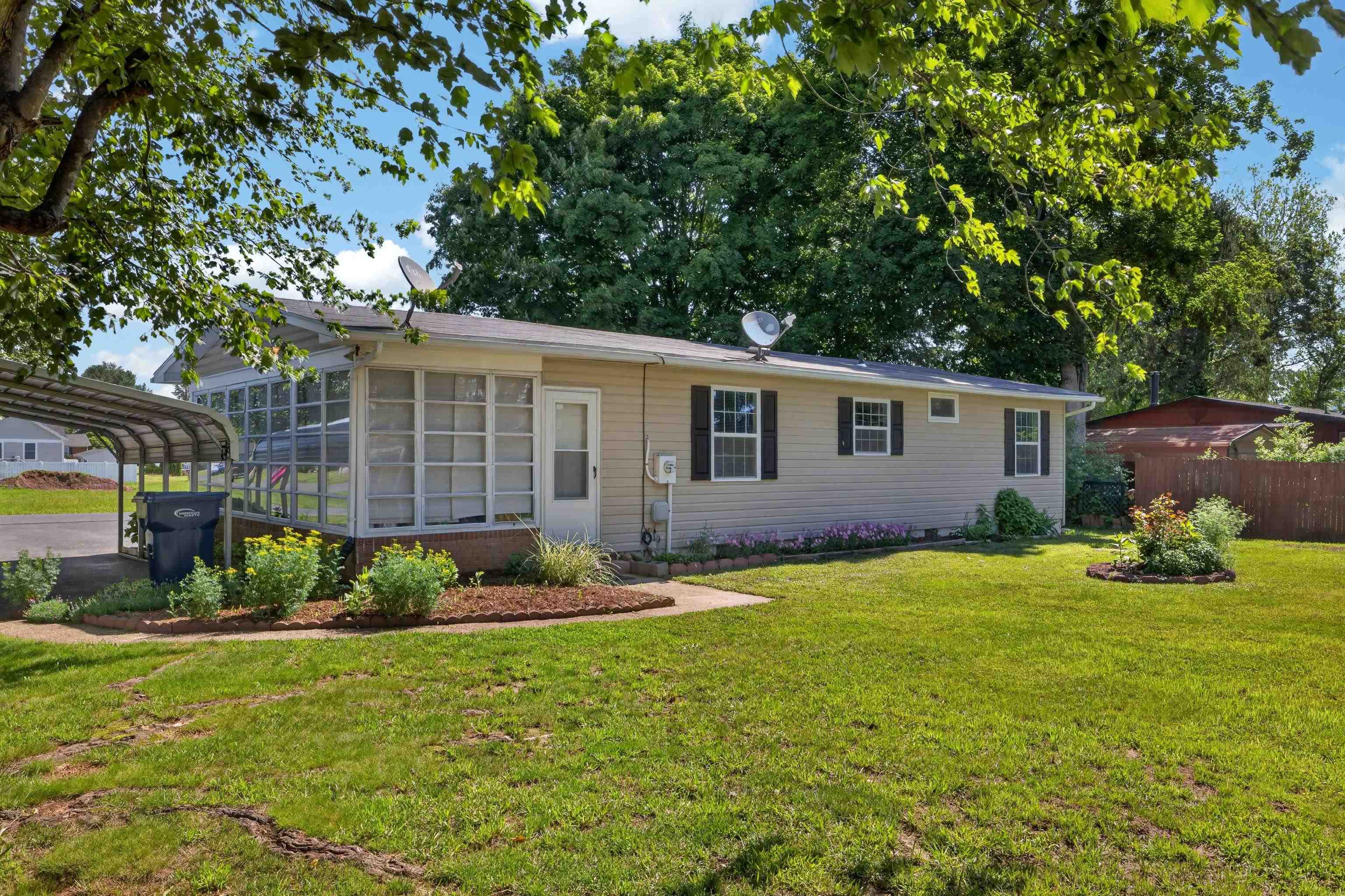 409 13th Street Grottoes, VA 24441 - Photo 32 of 61