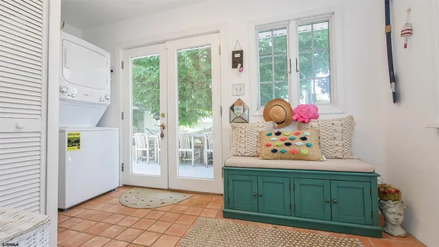 a view of a window in a room