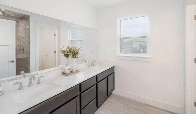 $830,000 | 1924 Percy Lane, Highland, MI 48357