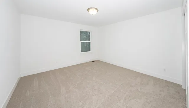 $830,000 | 1924 Percy Lane, Highland, MI 48357